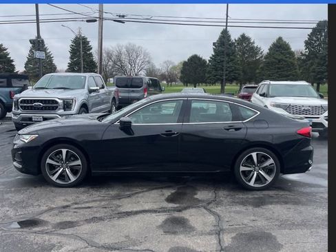 Used 2025 Acura TLX w/ Technology Package image 3