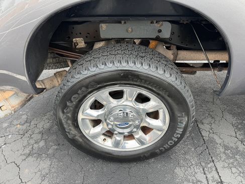 Used 2014 Ford F250 Lariat w/ Lariat Ultimate Package AWD/4WD image 13