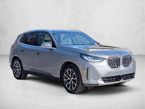 Certified 2025 BMW X3 xDrive30i w/ Convenience Package image 3