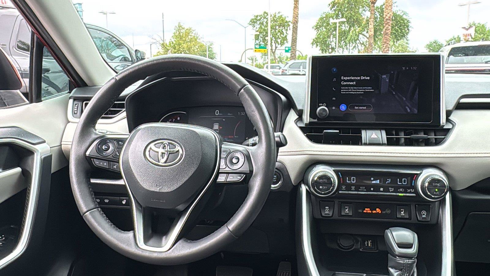 Used 2025 Toyota RAV4 XLE w/ Convenience Package FWD image 12