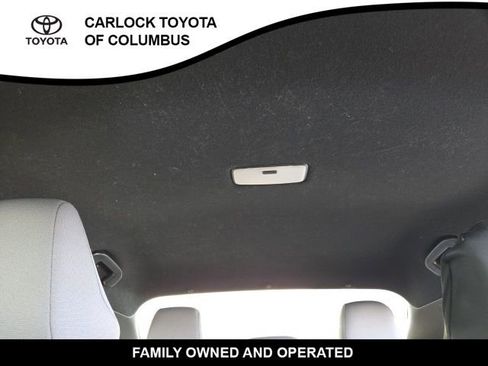 Used 2024 Toyota Corolla SE image 13