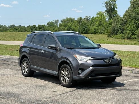 Used 2016 Toyota RAV4 Limited FWD image 1