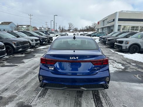 Used 2024 Kia Forte GT-Line w/ GT-Line Premium Package image 6