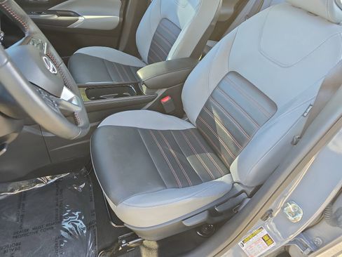 Used 2023 Nissan Kicks SR w/ SR Premium Package image 20