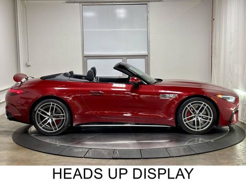 Used 2022 Mercedes-Benz SL 55 AMG 4MATIC w/ Driver Assistance Package image 10
