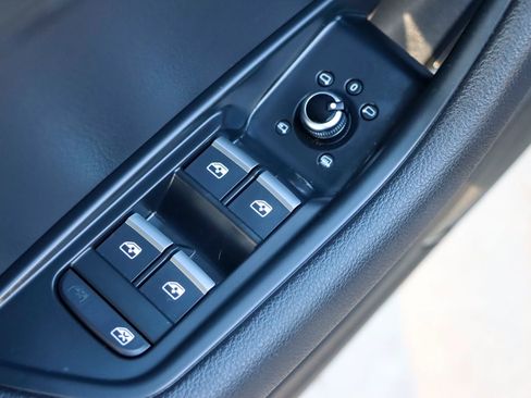 Used 2017 Audi A4 2.0T Premium Plus image 14