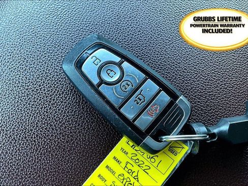 Used 2022 Ford Expedition Limited image 14