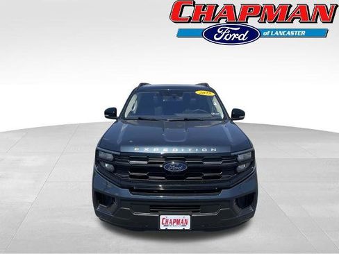 Certified 2025 Ford Expedition Active AWD/4WD image 2