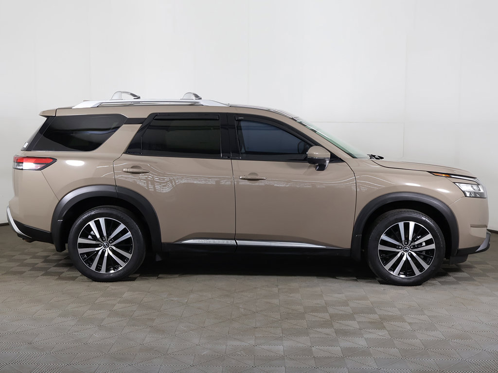 Used 2023 Nissan Pathfinder Platinum w/ Cargo Package AWD/4WD image 24