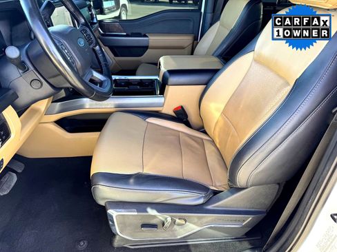 Used 2023 Ford F250 Lariat w/ Chrome Package image 12