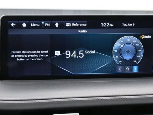 Used 2022 Genesis GV70 3.5T Sport w/ Sport Prestige Package AWD/4WD image 11