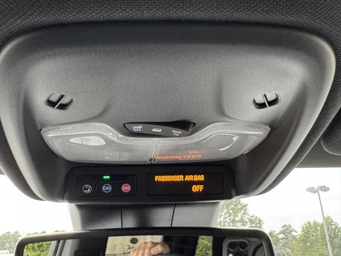 New 2026 GMC Canyon Elevation w/ Convenience Package image 33