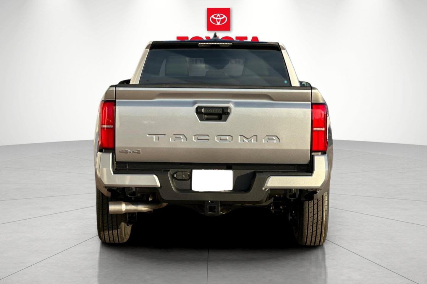 New 2026 Toyota Tacoma SR5 AWD/4WD image 4