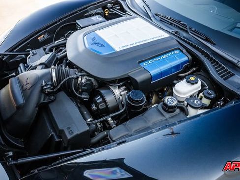 Used 2012 Chevrolet Corvette ZR1 w/ 3ZR Preferred Equipment Group RWD image 6