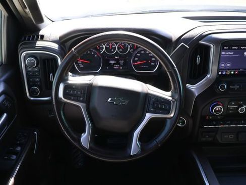 Used 2021 Chevrolet Silverado 1500 LT Trail Boss w/ Convenience Package II image 11