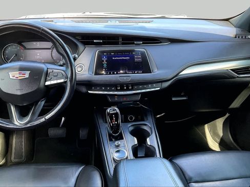 Used 2022 Cadillac XT4 Premium Luxury w/ Safety Alert Package AWD/4WD image 4