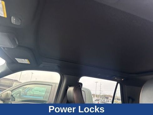 Used 2023 Ford Expedition Platinum image 25