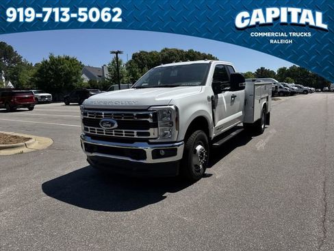 New 2026 Ford F350 XL w/ XL Chrome Package AWD/4WD image 1