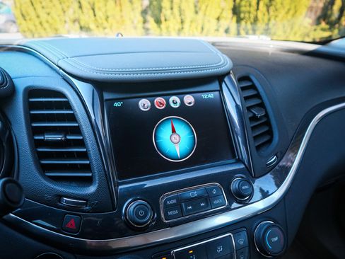 Used 2018 Chevrolet Impala LS image 24