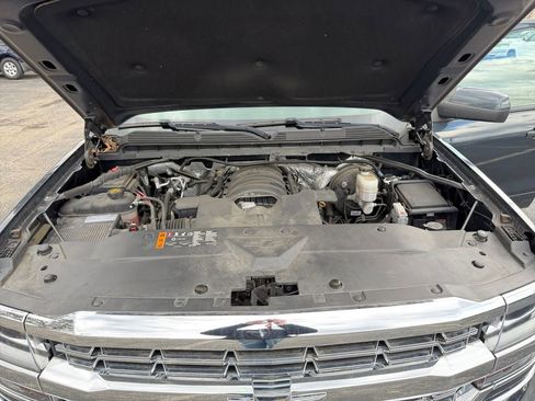 Used 2018 Chevrolet Silverado 1500 LT w/ All Star Edition image 28