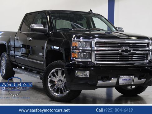 Used 2015 Chevrolet Silverado 1500 High Country w/ High Country Premium Package AWD/4WD image 1