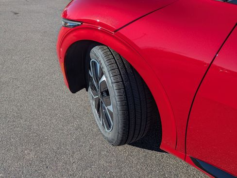 Used 2024 Kia EV6 GT-Line image 40