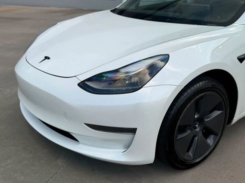 Used 2023 Tesla Model 3 Standard Range RWD image 2