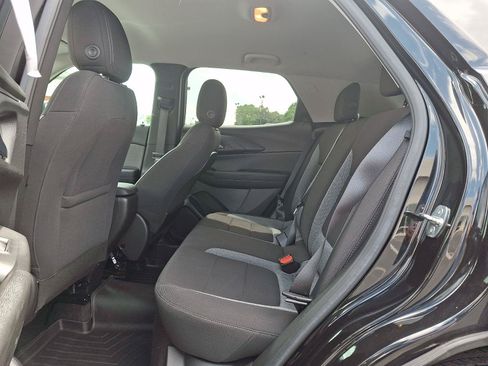 Used 2022 Chevrolet TrailBlazer LT AWD/4WD image 10