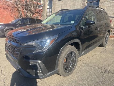 Used 2025 Subaru Ascent Bronze Edition image 5