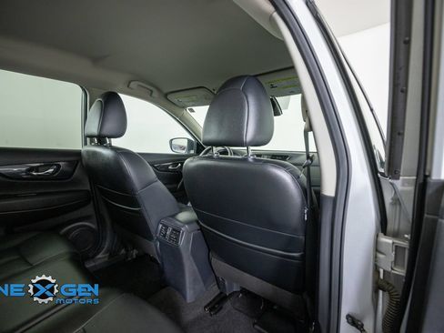 Used 2020 Nissan Rogue SL AWD/4WD image 34