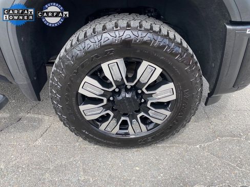 Used 2024 GMC Sierra 2500 Denali w/ Denali Reserve Package image 9