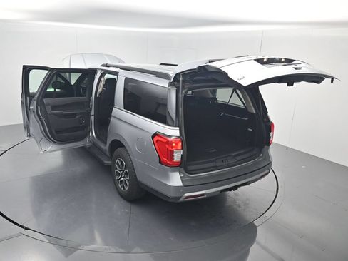 Used 2024 Ford Expedition Max XLT AWD/4WD image 55