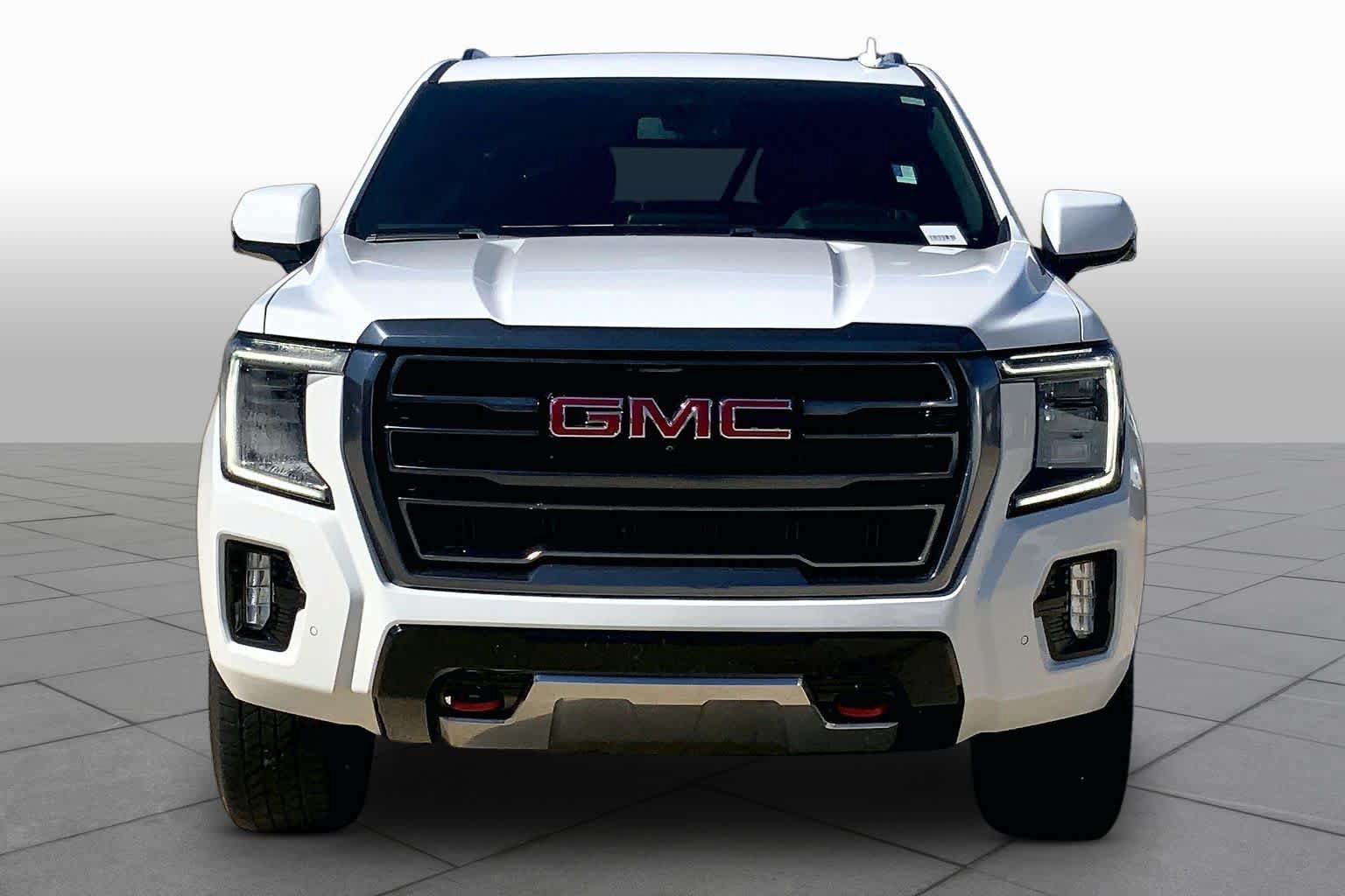 Used 2021 GMC Yukon AT4 w/ AT4 Premium Package AWD/4WD image 4