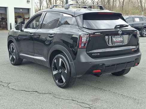 Used 2025 Nissan Kicks SR image 7