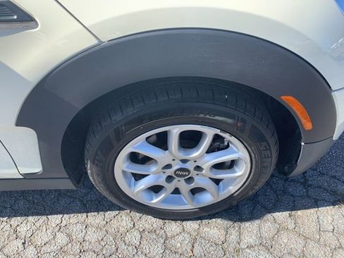 Used 2017 MINI Cooper Clubman ALL4 image 40