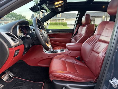 Used 2018 Jeep Grand Cherokee Trackhawk AWD/4WD image 17