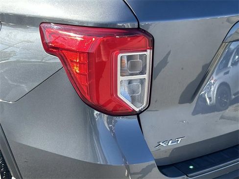 Certified 2022 Ford Explorer XLT w/ Equipment Group 202A image 10