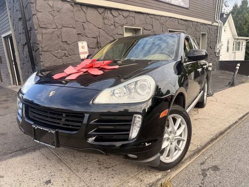 Used 2008 Porsche Cayenne AWD/4WD image 2
