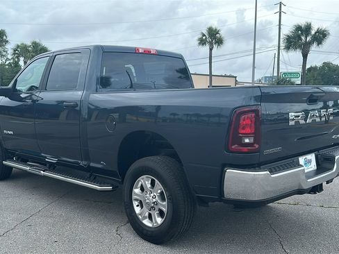 Used 2026 RAM 2500 Big Horn AWD/4WD image 4