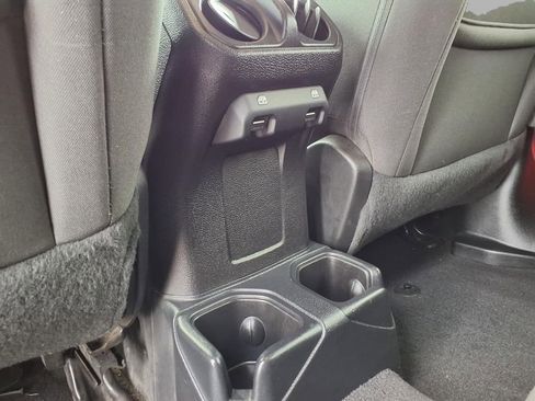 Used 2019 Jeep Wrangler Unlimited Sport S image 22