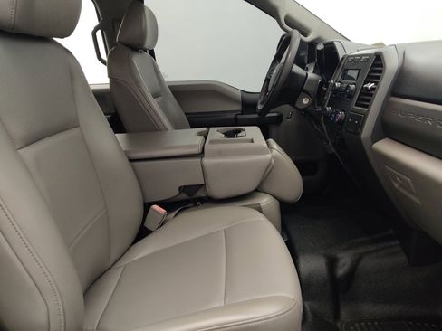 Used 2018 Ford F350 XL image 21