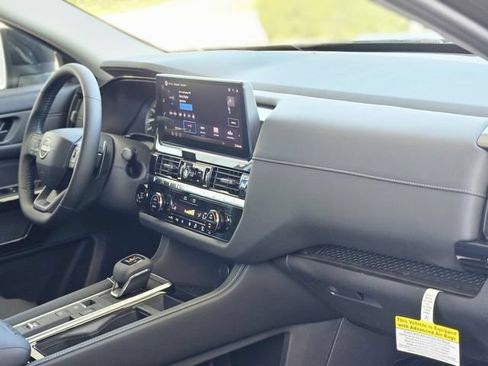 New 2026 Nissan Pathfinder SV w/ Cargo Package FWD image 12