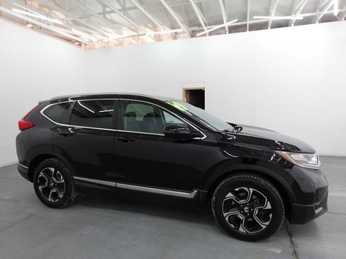 Certified 2019 Honda CR-V Touring image 4