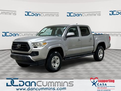 Used 2021 Toyota Tacoma SR image 1