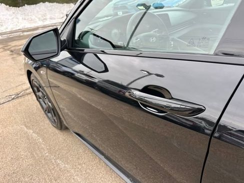 Certified 2025 Hyundai Elantra N Line image 11