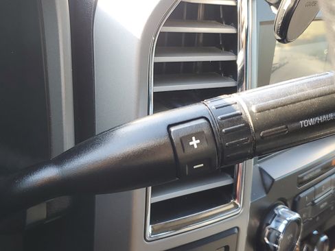Used 2017 Ford F250 Lariat w/ Lariat Ultimate Package AWD/4WD image 34