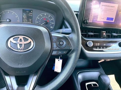 Used 2023 Toyota Corolla LE FWD image 23
