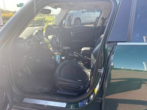 Used 2017 MINI Cooper 4-Door Hardtop FWD image 12