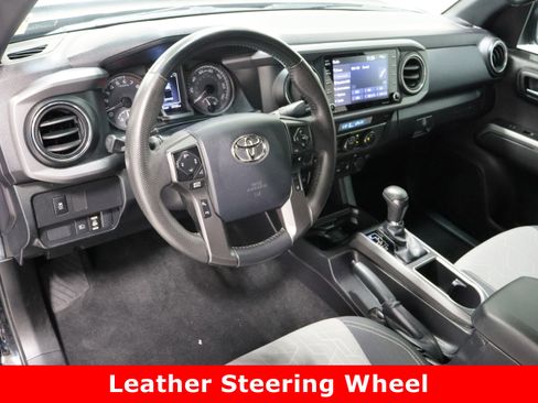 Used 2023 Toyota Tacoma TRD Off-Road image 13