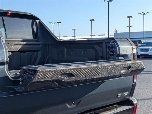 New 2025 GMC Hummer EV 2X image 14